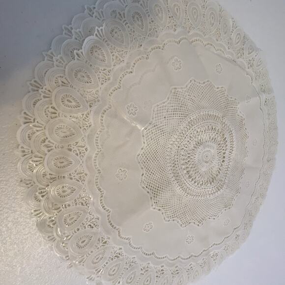 Vintage 70s-80s Silicone Lace Tablecloth Doily Round Ivory Table Topper Lot Of 7 - Picture 3 of 5